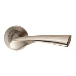 Eurospec SWL1121SSS Steelworx SWL Breeze Lever On Rose (LEAD TIME: 2-3 DAYS)